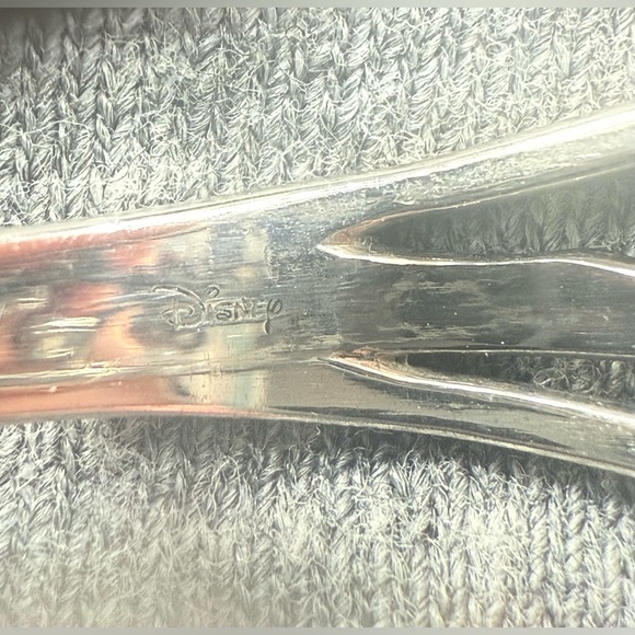 Enchanted Disney Mulan Inspired Rhodolite Garnet and Diamond Ring - Picture 7 of 7